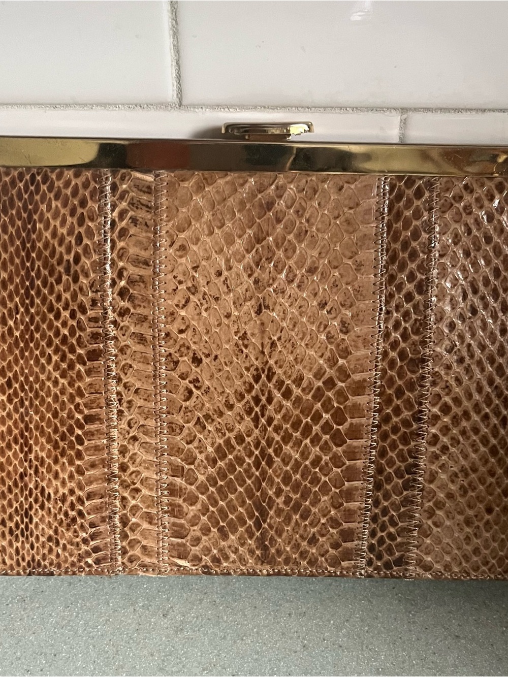 Vintage Tan Snake-Embossed Frame Clutch - Picture 6 of 7
